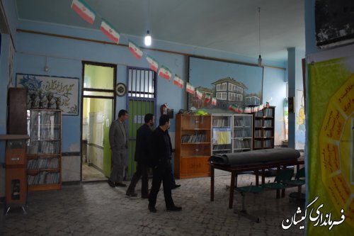 فرماندار شهرستان گمیشان از مدارس شهر گمیش تپه بازدید کرد