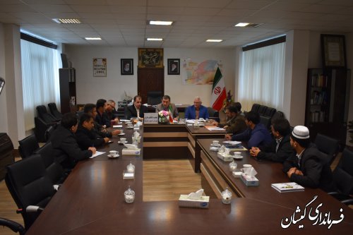 بازار نقش مهم و کلیدی در رابطه با تأمین نیاز مردم دارد بازار نقش مهم و کلیدی در رابطه با تأمین نیاز مردم دارد