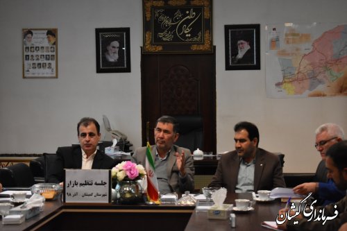 بازار نقش مهم و کلیدی در رابطه با تأمین نیاز مردم دارد بازار نقش مهم و کلیدی در رابطه با تأمین نیاز مردم دارد