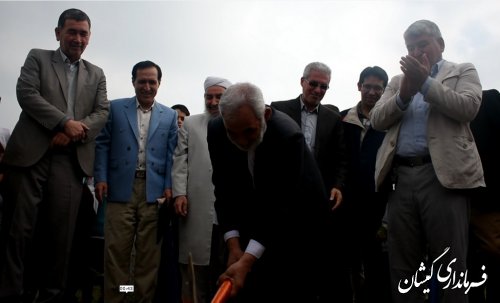 آیین کلنگ زنی مدرسه 2 کلاسه در روستای قرنجیک خواجه خان بخش گلدشت