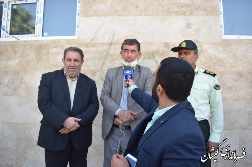 تداوم توزیع بسته های لوازم خانگی بین سیلزدگان شهرستان گمیشان
