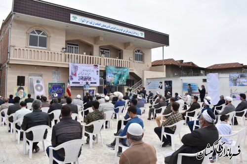  هرکس به وحدت اقوام و مذاهب آسیب بزند خائن است