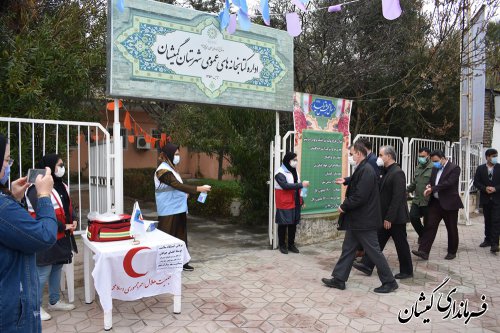 آیین متمرکز افتتاح وکلنگ زنی194پروژه دهه فجرگمیشان برگزار شد