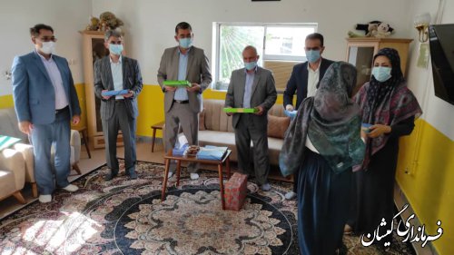 دیدار فرماندار گمیشان با دختران موسسه خیریه حضرت زینب کبری (س) سیمین شهر
