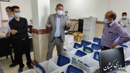 صندوق اخذ رای انتخابات شهرستان گمیشان آماده سازی شد