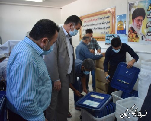 صندوق،تعرفه وملزومات اخذ رای شعبات بخش گلدشت تحویل داده شد