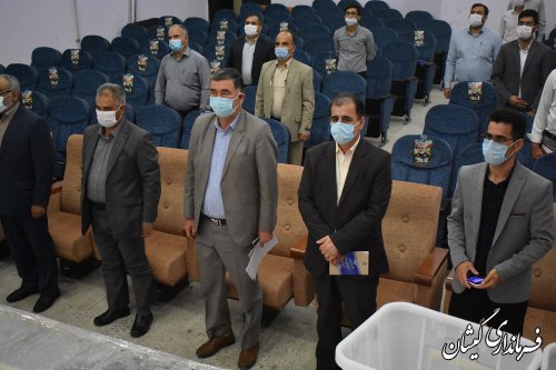 نماینده فرماندار بالاترین عضو اجرایی شعبه اخذ رای است