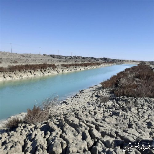 مشاور وزیر کشور از سایت میگوی گمیشان بازدید کرد