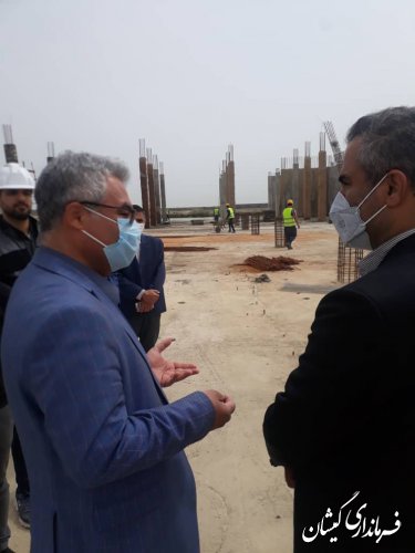 بازدید " سقلی" سرپرست فرمانداری گمیشان از بیمارستان ۶۴ تختخوابی گمیشان