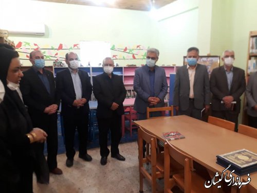 تقدیر فرماندار شهرستان گمیشان از برگزیدگان یازدهمین دوره جشنواره کتابخوانی رضوی