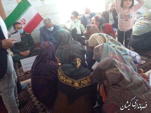 برگزاری میز خدمت جهادی  روستای قرمسه