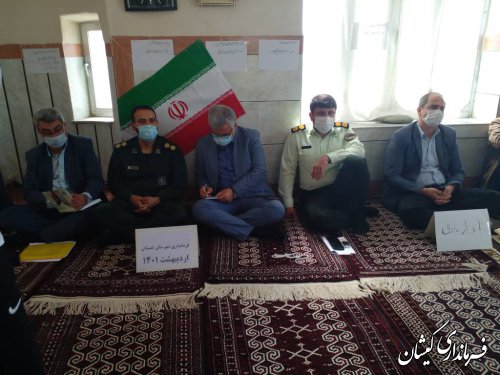 برگزاری میز خدمت جهادی  روستای قرمسه