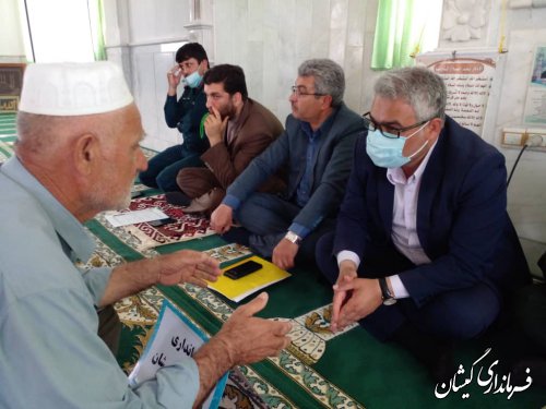 برگزاری میز خدمت در روستای دهنه شهرستان گمیشان