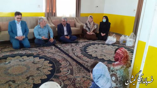 دیدار سرپرست فرمانداری گمیشان با دختران موسسه خیریه حضرت زینب کبری (س) سیمین شهر