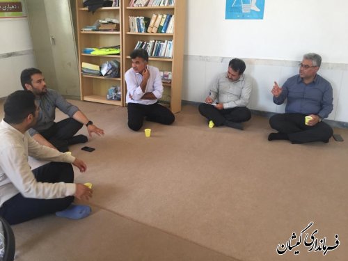 بازدید فرماندار از روستای قلعه حاجی گلدی خان