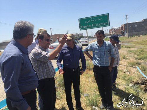بازدید فرماندار گمیشان از عملیات مرمت شبکه آبرسانی به شهرستان 