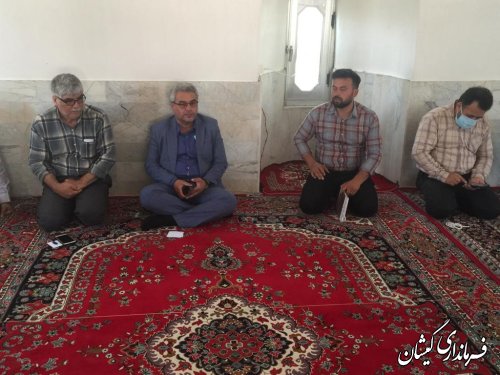 حضور فرماندار در میز خدمت روستای صفا ایشان