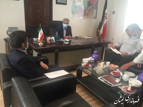 ملاقات مدیر بهره‌برداری ماهیان خاویاری شهرستان با فرماندار گمیشان 