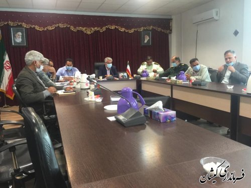 حضور فرماندار گمیشان با کلیه اعضای ستاد شهرستان در جلسه ستاد پیشگیری و مقابله با ویروس کرونا استان 
