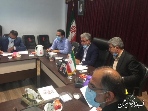 حضور فرماندار گمیشان با کلیه اعضای ستاد شهرستان در جلسه ستاد پیشگیری و مقابله با ویروس کرونا استان 