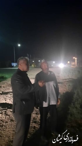 حضور شبانه فرماندار گمیشان در روستای قرنجیک خواجه خان 