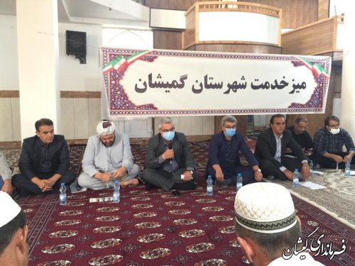 میز خدمت در مصلی نماز جمعه خواجه نفس