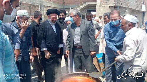 طبخ غذای نذری توسط مردم خواجه نفس در روز عاشورا 