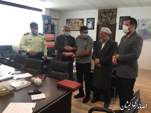 نشست خبری و تجلیل از خبرنگاران و فعالین رسانه ای شهرستان گمیشان