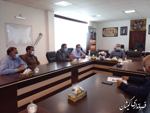 نشست فرماندار گمیشان با گروه جهادی خیریه نور آوران 