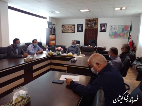 نشست فرماندار گمیشان با گروه جهادی خیریه نور آوران 
