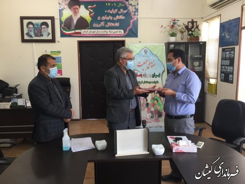 حضور فرماندار گمیشان در شبکه بهداشت شهرستان 