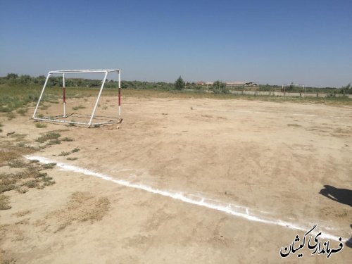 پیگیری مستمر فرماندار گمیشان جهت اجرایی شدت پروژه زمین چمن مصنوعی آرخ بزرگ 