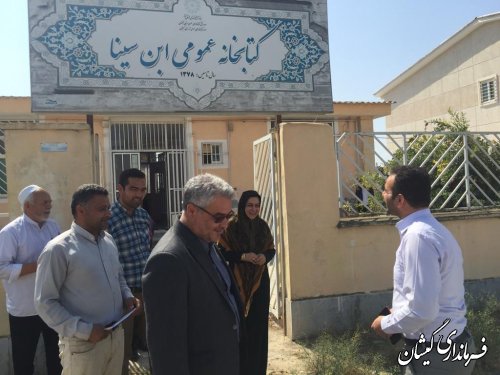 بازدید فرماندار گمیشان از کتابخانه عمومی سیمین شهر 