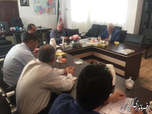 برگزاری جلسه پیگیری تحقق رشد ۸ درصدی اقتصادی شهرستان گمیشان 