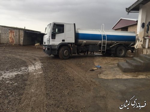 بازدید فرماندار گمیشان از روند آبرسانی به روستاهای مرزی 