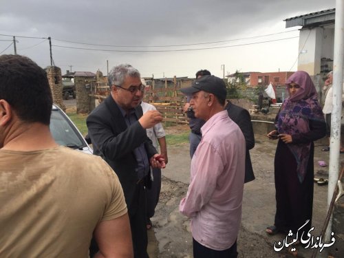 بازدید فرماندار گمیشان از روند آبرسانی به روستاهای مرزی 