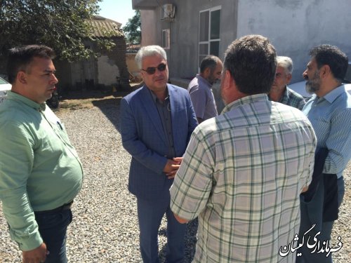 پیگیری و تلاش برای اجرای عملیات احداث مسکن جوانان در روستای مرادبردی 