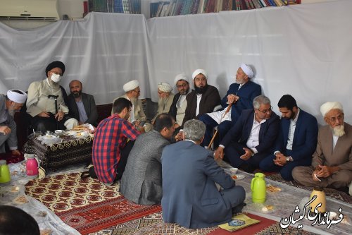 برگزاری مراسم فارغ التحصیلی و عمامه گذاری جمعی از طلاب مدرسه علوم دینی نعمانی گمیشان