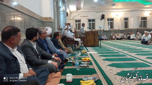 حضور فرماندار در مراسم شب شعر به مناسبت هفته وحدت 