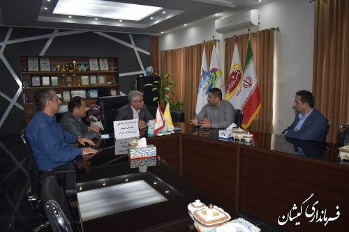 بازدید فرماندار گمیشان از کارخانه تولیدی محصولات لبنی آشوراده و برگزاری جلسه کمیسیون کارگری شهرستان گمیشان