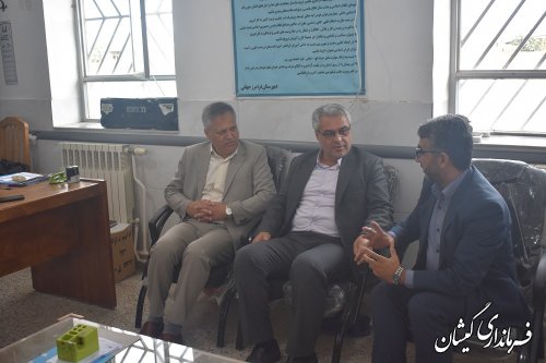 بازديد فرماندار شهرستان گميشان از دبيرستان هاي امام خميني و فرامرز جهانی
