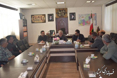 برگزاری جلسه پیگیری اجرای طرح نهضت ملی مسکن در روستای مرادبردی 
