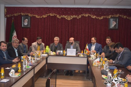 نشست معاون سیاسی امنیتی اجتماعی استاندار گلستان با جوانان و ورزشکاران شهرستان گمیشان 