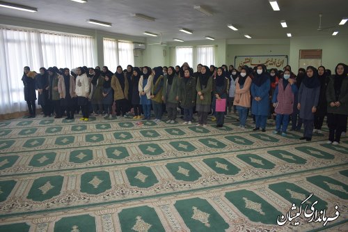 حضور فرماندار در جلسه پرسش و پاسخ دانش آموزان