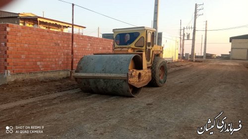 بازدید فرماندار گمیشان از اجرای طرح هادی روستای سقر تپه