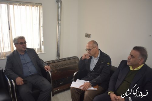 تاکید بر احترام و رفتار اخلاق مدارانه با ارباب رجوع درادارات شهرستان
