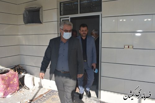 بازدید فرماندارگمیشان از محل حادثه انفجار گاز خانگی در روستای بصیر آباد