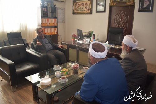 دیدارمدیر حوزه علمیه نعمان محله کتوک سیمین شهر با فرماندار گمیشان 
