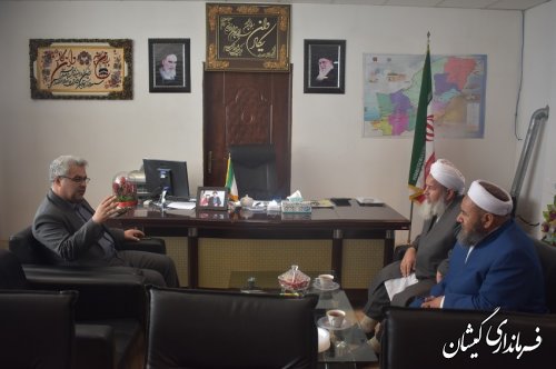 دیدارمدیر حوزه علمیه نعمان محله کتوک سیمین شهر با فرماندار گمیشان 