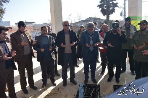 حضور فرماندار در مراسم غبار روبی شهدای گمنام